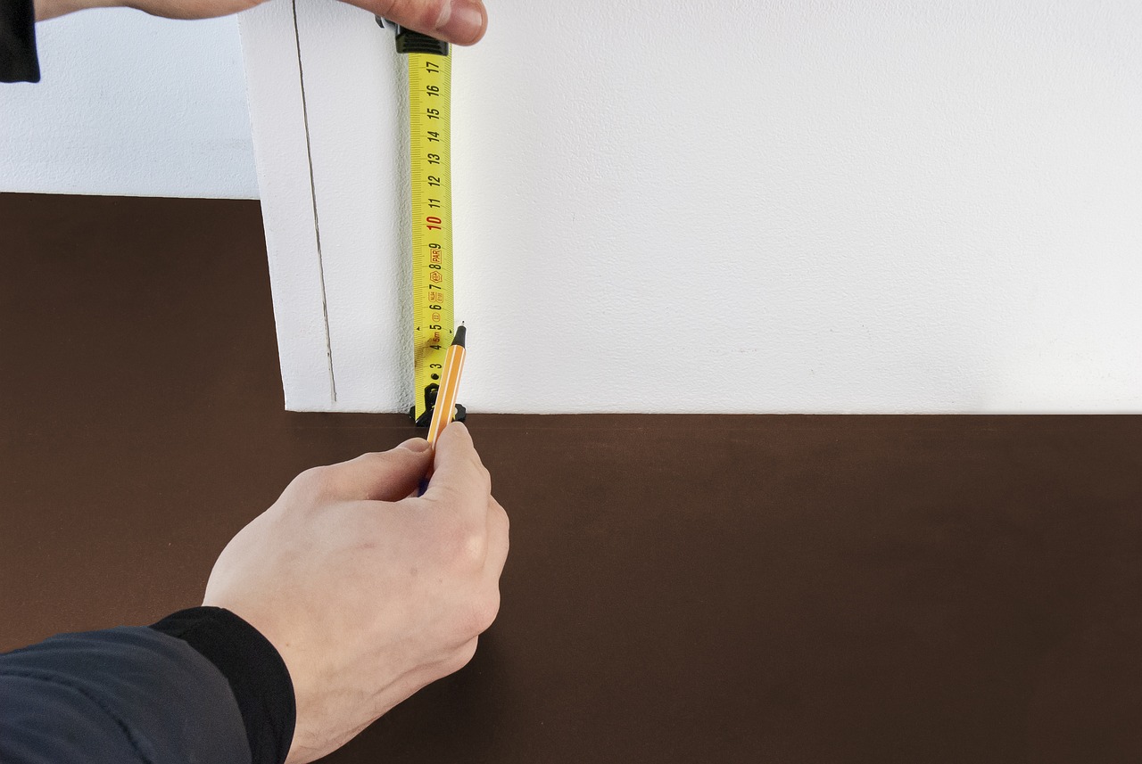 la hauteur idéale des plinthes en carrelage pour sublimer l'intérieur d'une maison